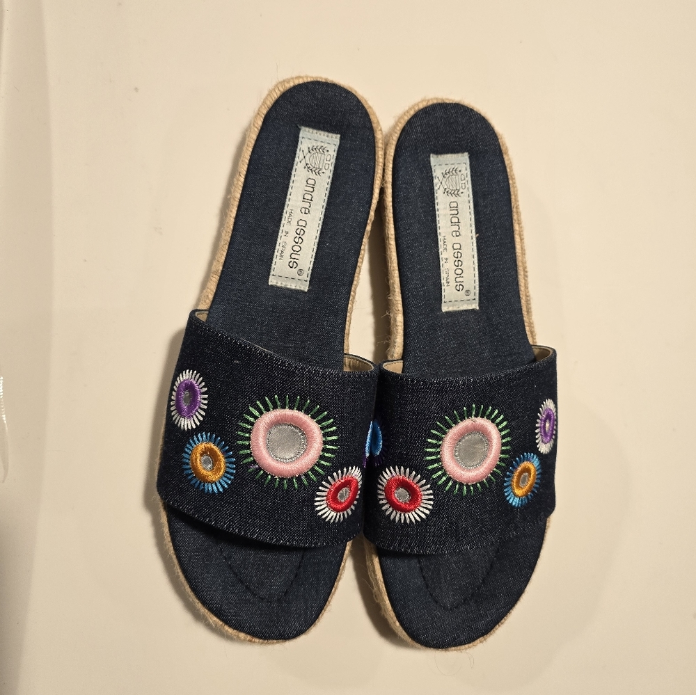 Andre Assous Denim Colorful Embroidered Spain Espadrille Slides Size 9